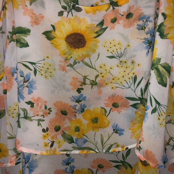 Forever 21 floral/flower tank - Picture 2 of 4